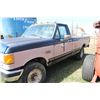 Image 2 : 1988 Ford F250 XL Regular Cab 4x4 6 cylinder EFI 5 speed 197,000 kms - frame is broken