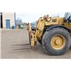 Image 2 : Cat Telehandler 10705 hours, 2 new fender, 1 new tire, TH62