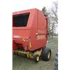 Image 3 : New Holland 688 Round Baler
