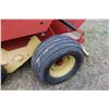 Image 4 : New Holland 688 Round Baler
