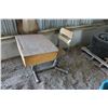 Image 3 : School Desk