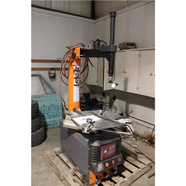 HD Tire Changer