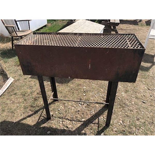 BBQ Charcoal (Made of sturdy steel construction)