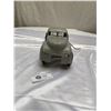 Image 2 : Vintage Pressed Steel Lincoln Truck Missing Box and Front Grill