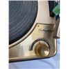 Image 2 : Vintage 1950s Silvertone Syntronic Record Player  In Working Conditon