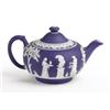 Image 2 : An English Porcelain Teapot Wedgwood