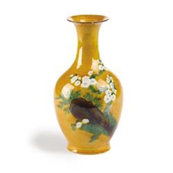 A Chinese Vase RCirca 1800 RA yellow-ground porcela