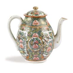 Chinese Rose Medallion Teapot 20th century