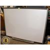 Image 1 : SMART INTERACTIVE WHITE BOARD