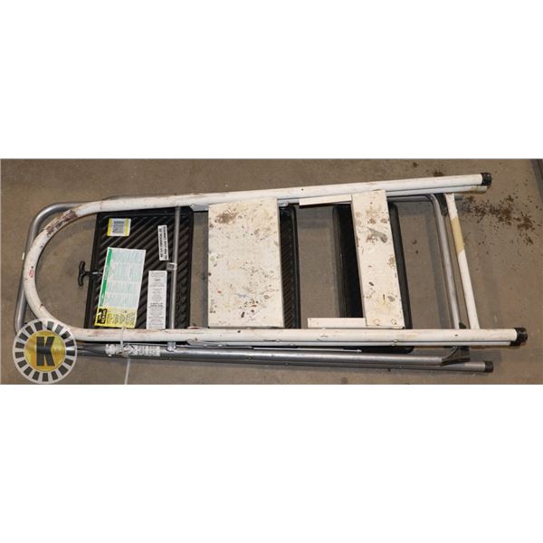 2 STEP LADDERS
