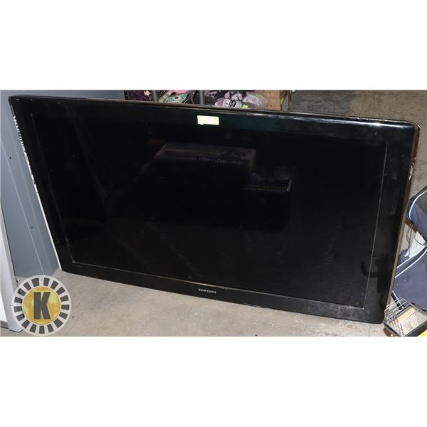 51 " FLAT SCREEN SAMSUNG TV WITH REMOTE