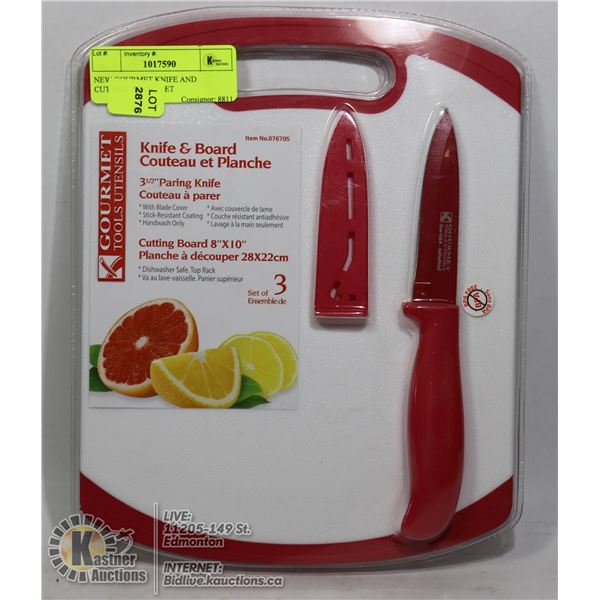 NEW GOURMET KNIFE AND CUTTING BOARD SET
