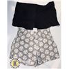 Image 1 : 2 LARGE SIZE SHORTS