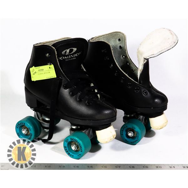 SIZE 12 OLD SCHOOL ROLLER SKATES