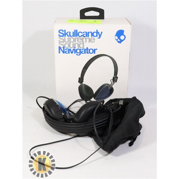 SKULL CANDY HEAD PHONES W/ MIC