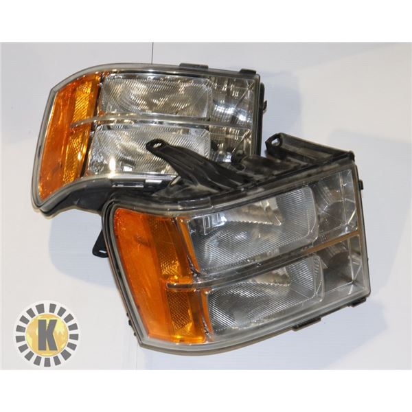 GM/ CHEVROLET TRUCK HEADLIGHTS