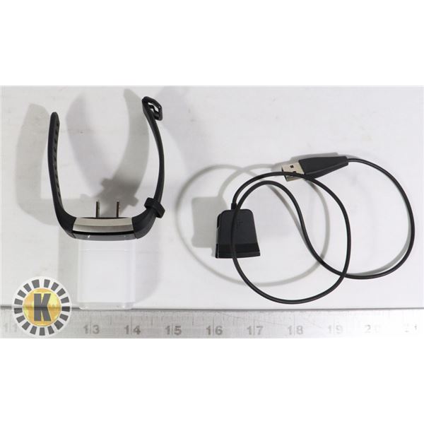 FITBIT ACTIVITY TRACKER WITH CHARGER