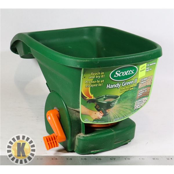 ESTATE SCOTTS HANDY GREEN HAND HELD SPREADER