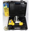 Image 1 : POWERFIST 2-1/2" AIR FINISHING NAILER IN CASE