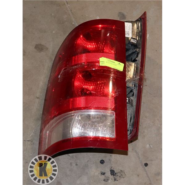 ESTATE TRUCK TAIL LIGHT