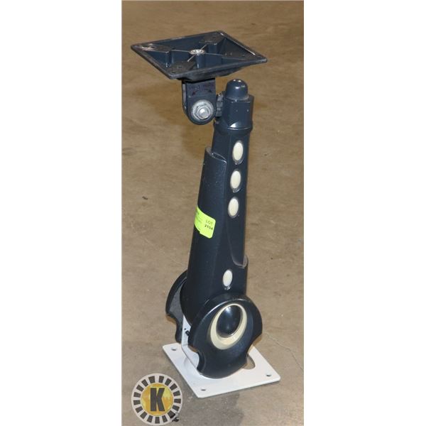 MONITOR NOTE WALL MOUNT