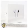 Image 1 : NEW APPLE AIR PODS WITH CHARING CASE