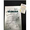 Image 2 : WALKING DEAD SIGNED SCRIPT COVER