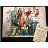 Image 2 : MODERN FAMILY MULTI-SIGNED PHOTO (REAL AUTHENTIC COA)