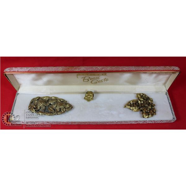 1950S 2 DRESS CLIPS WITH A SCARF PIN