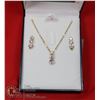 Image 1 : CUBIC ZIRCONIA TEARDROP NECKLACE & EARRING SET