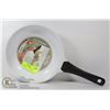 Image 1 : NEW 8-3/5" ECO-CERAMIC COATED FRYING PAN