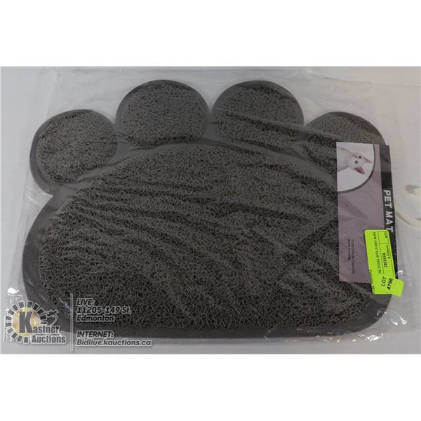 NEW GREY PAW PRINT PET MAT