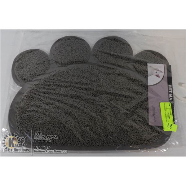 NEW GREY PAW PRINT PET MAT