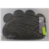 Image 1 : NEW GREY PAW PRINT PET MAT