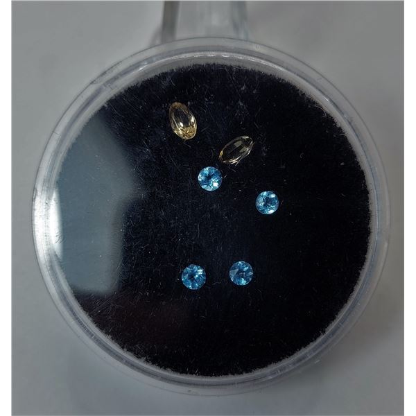 14)  LOT OF 4 NATURAL MATCHED ROUND BLUE