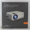 Image 1 : LC550 VIDEO PROJECTOR.