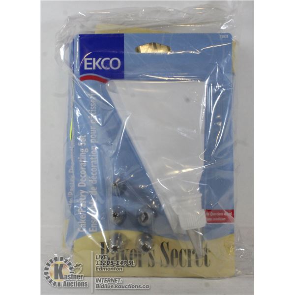 3 NEW BAKERS SECRET CAKE & PASTRY DECORATING SETS