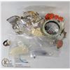 Image 1 : ASSORTED LOT OF VINTAGE JEWELLERY