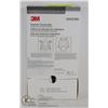 Image 1 : BOX OF 3M 100PC RESPIRATOR CLEANING WIPES