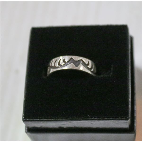 VINTAGE .925 STERLING SILVER & ENAMEL RING SZ7