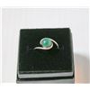 Image 1 : VINTAGE .925 SILVER TWIST RING SET WITH GREEN