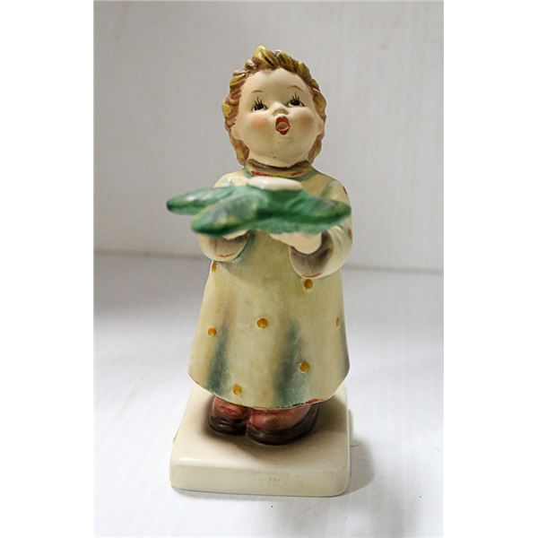 HUMMELS - A GENTLE GLOW # 439 (1990 - 1999)