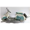 Image 1 : VESPA SCOOTER METAL LARGE