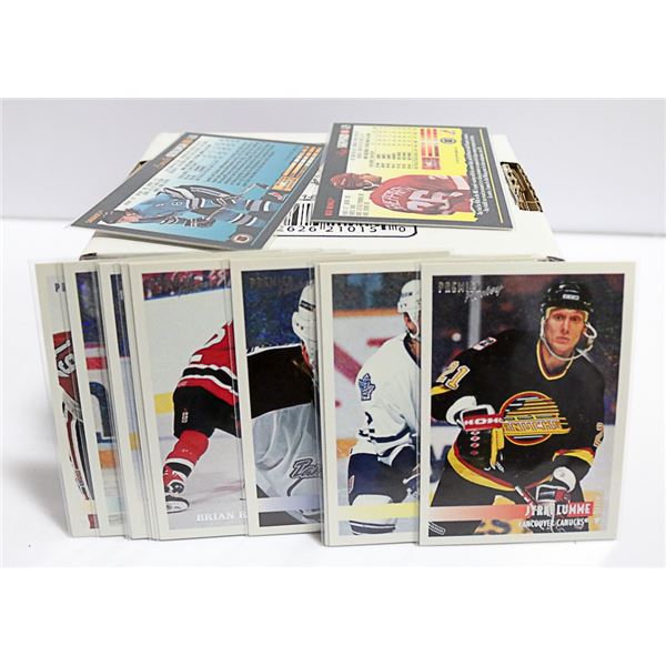 200 ROOKIES & PARALLEL HOCKEY CARDS NHL ESTATE