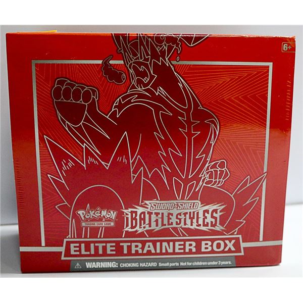 BATTLE STYLES ELITE TRAINER BOX WITH x8 BOOSTERS E