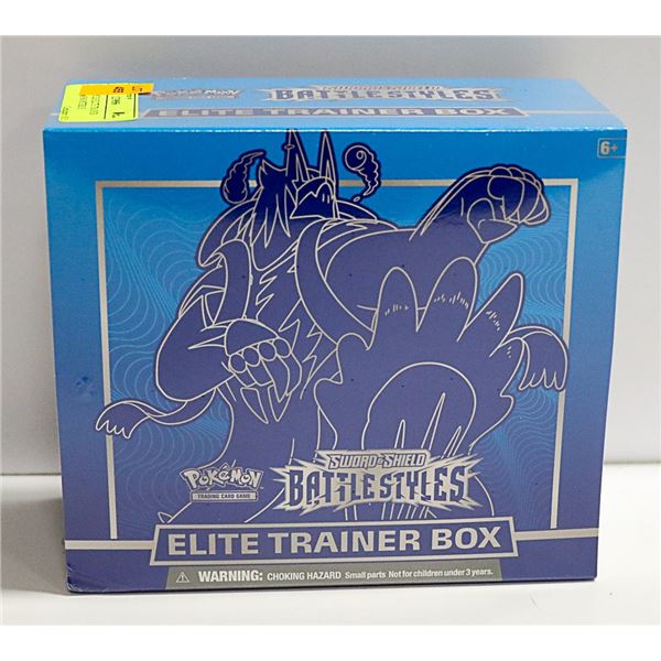 BATTLE STYLES ELITE TRAINER BOX WITH x8 BOOSTERS E