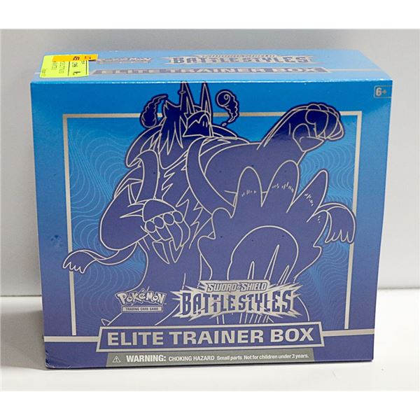 BATTLE STYLES ELITE TRAINER BOX WITH x8 BOOSTERS E