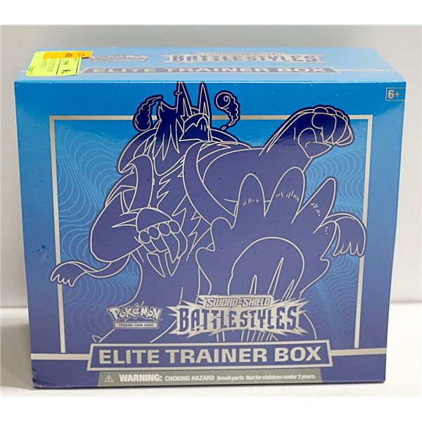 BATTLE STYLES ELITE TRAINER BOX WITH x8 BOOSTERS E