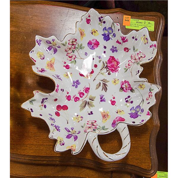 LARGE MAPLELEAF FLOWER DISH (NO CRACKS OR CHIPS)