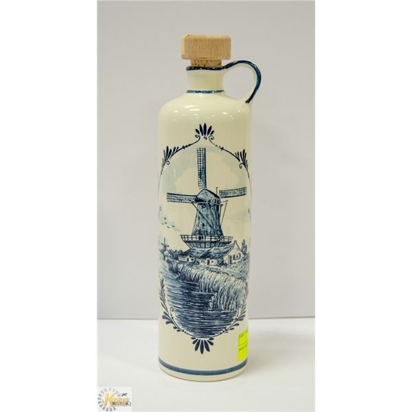 BOLS DELFT LIQUOR DECANTER